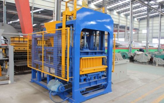 Hydraulic Briquetting Machine