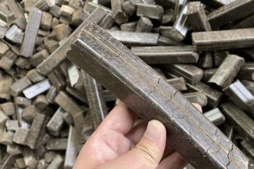 Straw briquettes